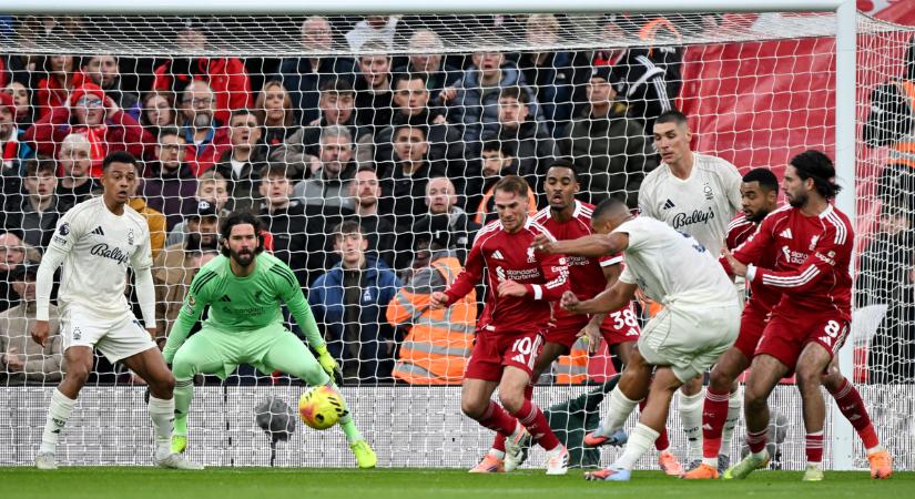 Liverpooli blama: Már közelebb a kiesőzóna, mint az első hely