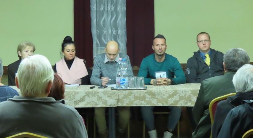 Eltűnt a pénz, egy év kellett, hogy kikászálódjanak a bajból