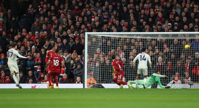 Hazai pályán 0-3-ra kikapott a Liverpool a kiesés ellen küzdő Nottingham Foresttől