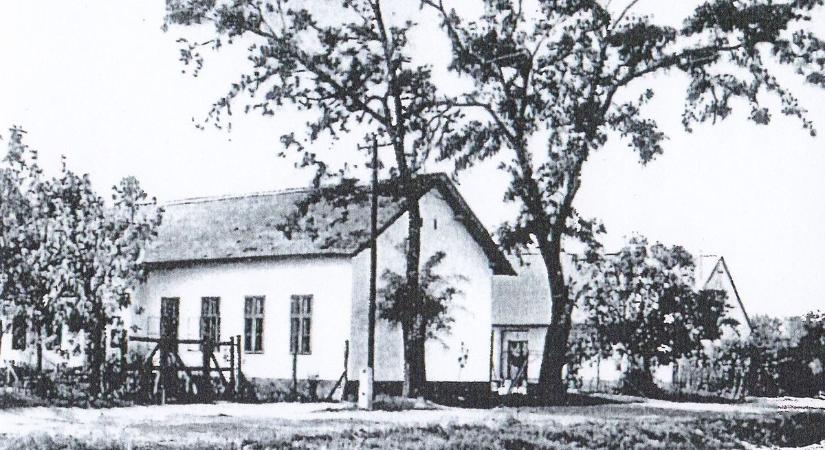 Csodának is tekinthető, de ez a régi kecskeméti tanyai iskola mindent túlélt