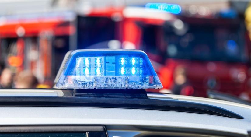 Négy jármű ütközött, egy személyt kórházba szállítottak