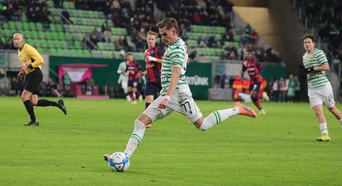 Meglepetés az NB I-ben: A Szpari hármat lőtt a Groupamában, és megverte a Fradit - videó