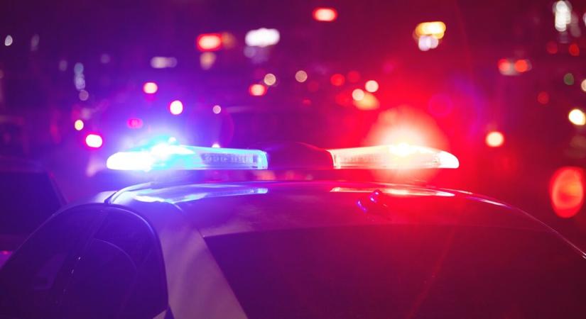 Tömegek gyászolják a meggyilkolt rendőrnőt