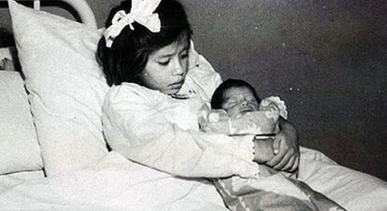 Még mindig megoldatlan a legfiatalabb édesanya rejtélye, aki ötévesen szült