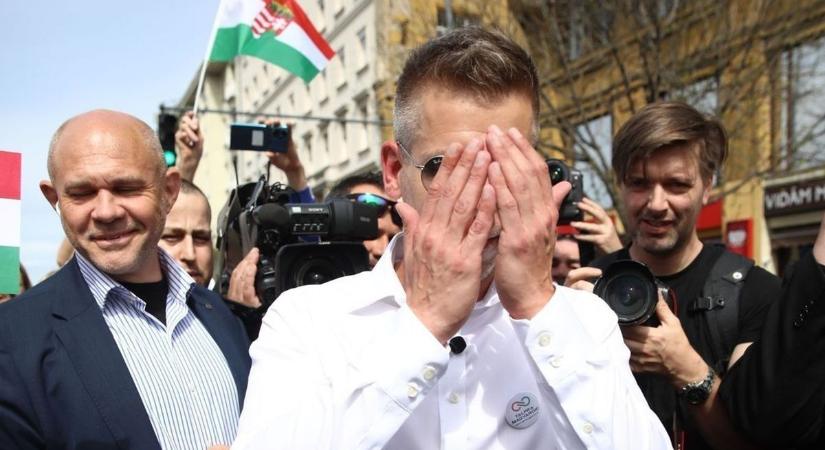 Máris itt a baj: Magyar Péter egyik jelöltje nagyon csúnyát „vakkantott” a „szájkosár” alól