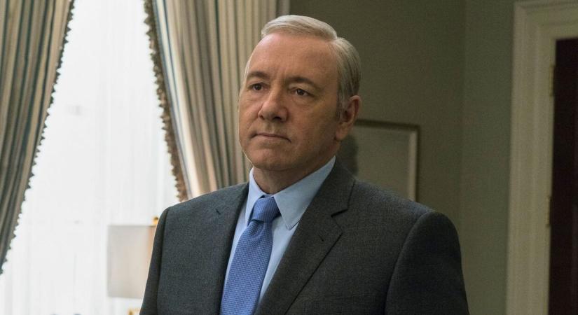 Kevin Spacey azt állítja, hogy hajléktalan lett