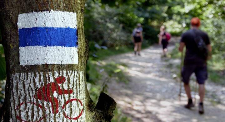 Ismered a turistajelzéseket? Trükkös kvíz képekkel
