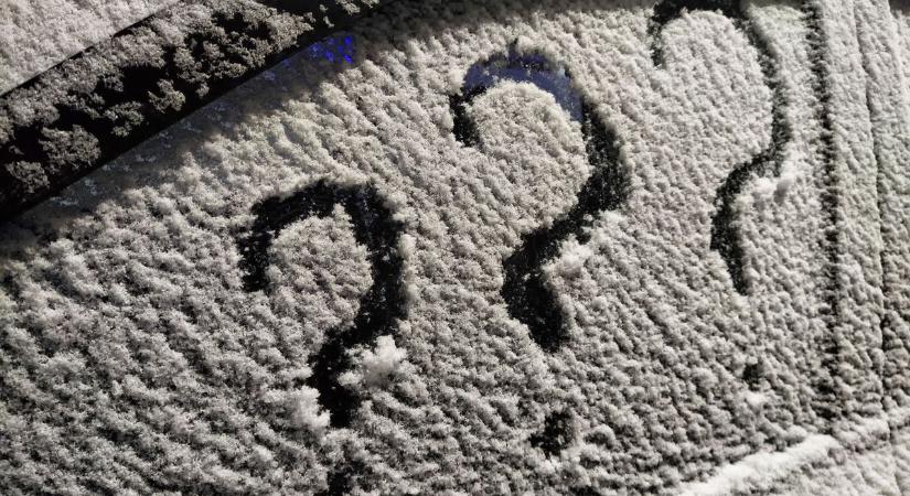 Ha ezt a három KRESZ-kérdést nem vágod, hóban el ne indulj az autóval