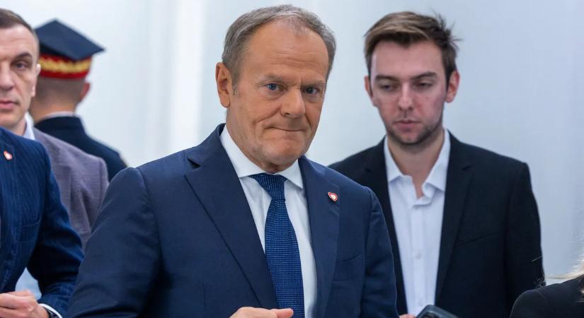 Szijjártó Péter Donald Tusknak üzent – ezt önnek is látnia kell!