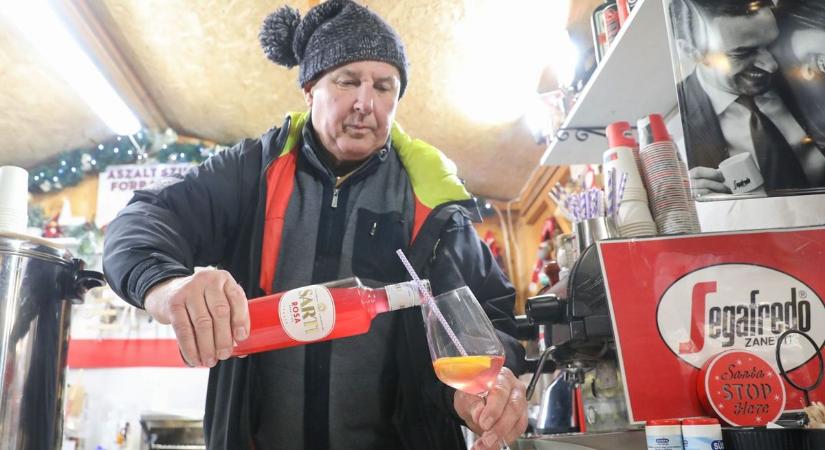 Sarti Rosa, Bailey’s-es forró csoki és pisztáciás kürtős: gasztro-újdonságok a vásárban