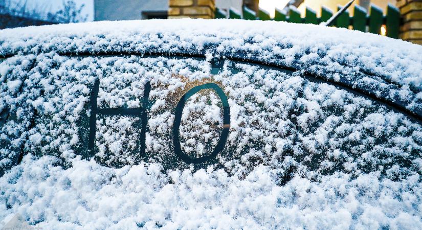 Hófúvás miatt riasztást adtak ki Győr környékére