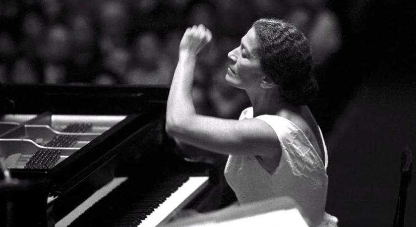 Fischer Annie emlékkoncert az Óbudai Társaskörben, halálának 30. évfordulója alkalmából