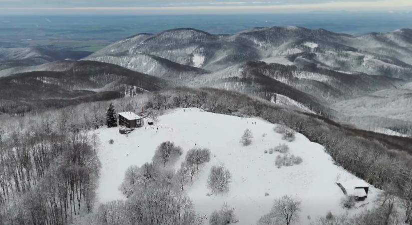 Négy embert kellett kimenteni a Börzsönyből