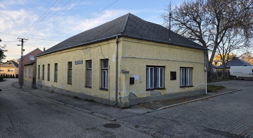 Modern közösségi házat kapnak az idősek és a családok Tokodon