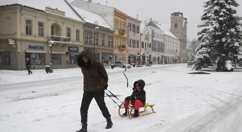 Az ország nagy részén lehullott az első idei hó (FOTÓK)