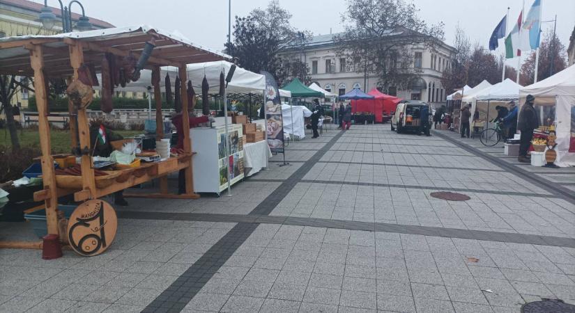 Megkezdődött a hajdúböszörményi Hazai Vásár