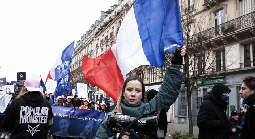 Több tízezren tüntettek Párizsban a nők elleni erőszakkal szemben