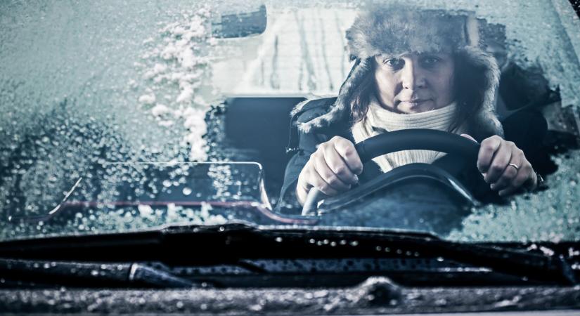 Hol van itt a mélyszegénység? 125 ezer új autó talált gazdára idén, a Toyota vezeti a piacot