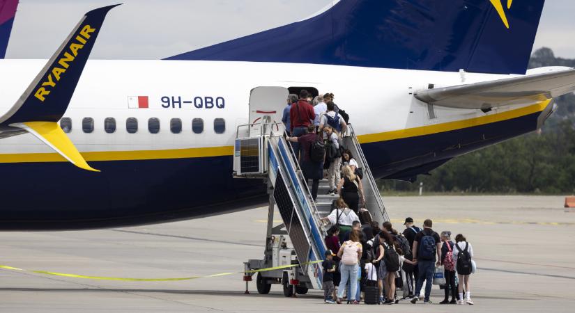 Ha maga a repülés nem zöld, a reptéri gyorsvasút sem lehet zöld