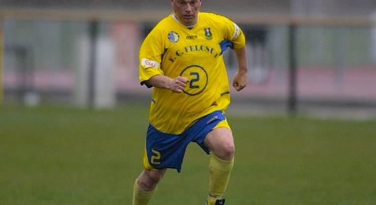 Magyar férfi nem sír - Selmeci János jegyzete