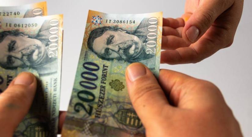 Most akár 150 ezer forintot is visszakaphatsz a bankodtól: ezek a feltételek