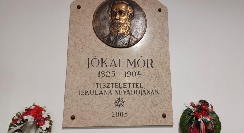 Hetven éve fejti ki oktató-nevelői tevékenységét a komáromi Jókai Mór Alapiskola – tudást és emberséget plántálva a felnövekvő generációk hosszú sorába