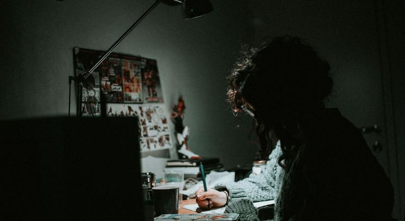 Van egy ország, ami verhetetlen a munkaórák heti átlagában, csak pisloghatunk utána