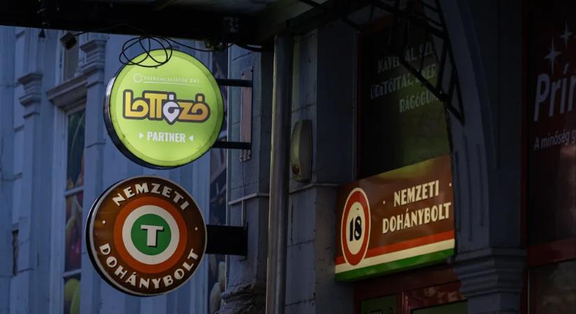 Rájött, hogyan kell kijátszani a dohánybolt rendszerét, 30 millió forintot elsikkasztott, mire elkapták