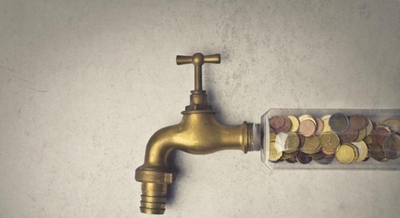 Kinyitja a kormány a pénzcsapot