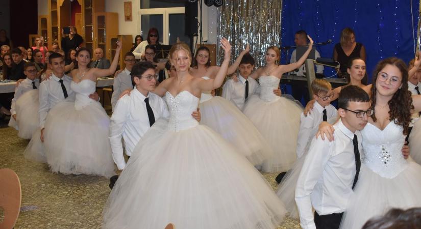 Nem is gondolná, mire költik az alapítványi bál bevételét a zalai intézményben (galéria, videó)