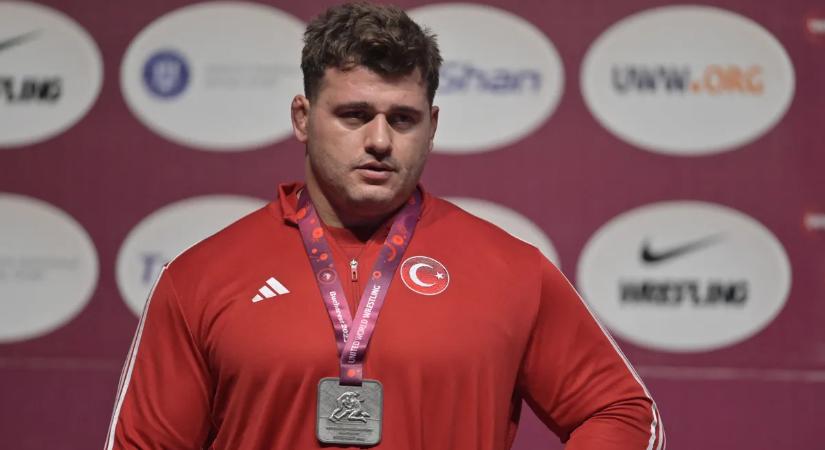 Csökkentették a török birkózósztár doppingvétség miatti büntetését