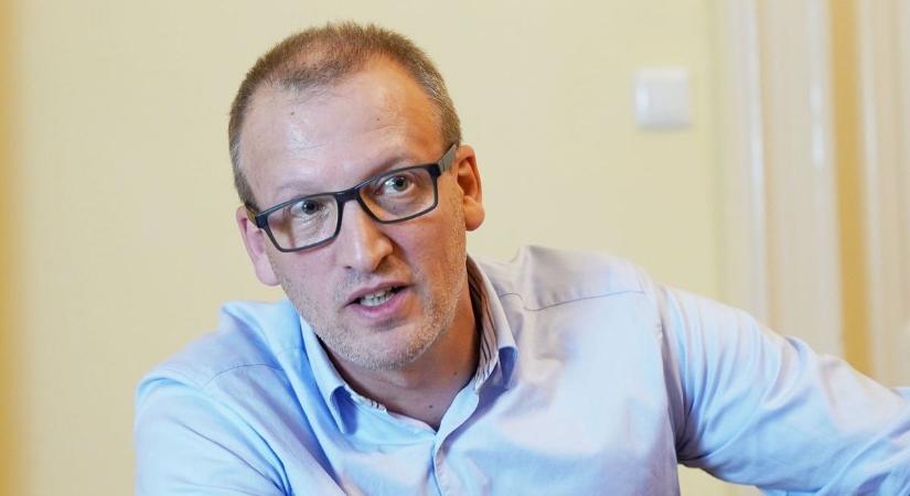 A Tisza vezető politikusa: „Fenyegetésnek érzem a kormány USAID-ellenes fellépését”