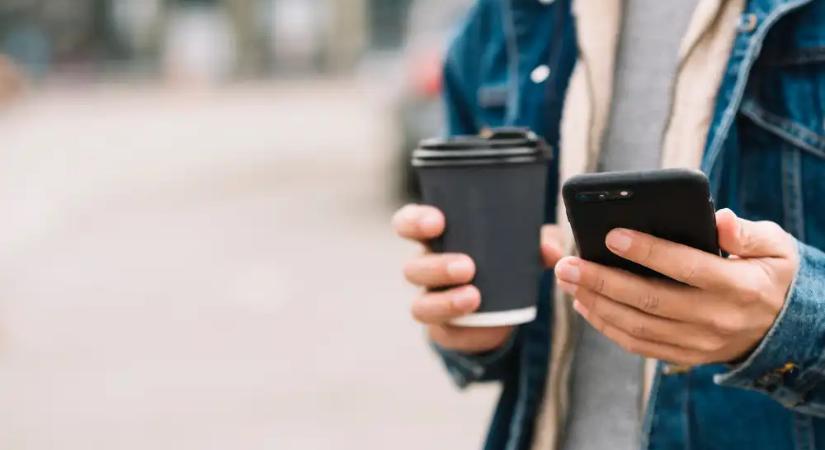 Drágulnak az okostelefonok: az AI-boom felborította a memóriapiacot