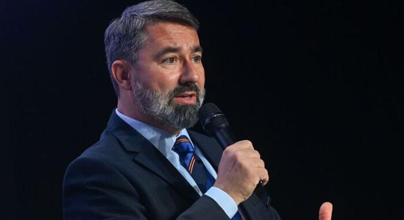 Hidvéghi Balázs Mohácson: tiltakozni kell az ellen, hogy a magyarok pénzéből háborút finanszírozzanak