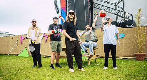 Meghökkentő, pimasz és nagyon őszinte - IDLES a Budapest Parkban