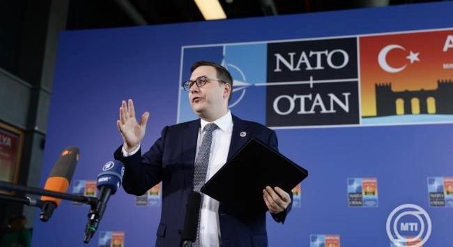 Csehország tanulmányozza az új amerikai javaslatot