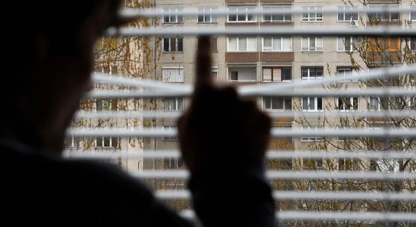 Idegesít a hangos szomszéd? Ügyvéd ad tanácsot a probléma kezelésére