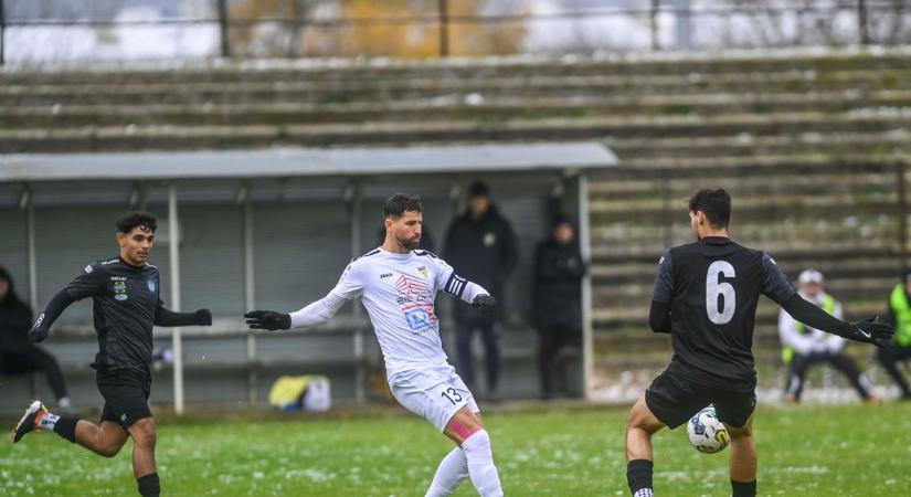 A végén jött a csattanó a vármegyei rangadón (galéria)