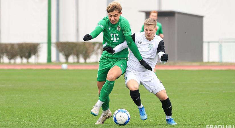 Döntetlent játszott a Fradi az utolsó előtti ellen, egy mérkőzés elmaradt havazás miatt