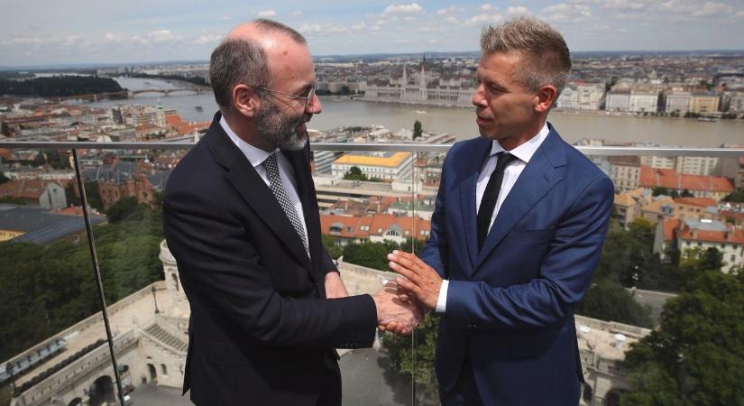 Weber kiadta a jelszót: Európai NATO kell és a háború folytatása – Ez a Tisza Párt brüsszeli kottája