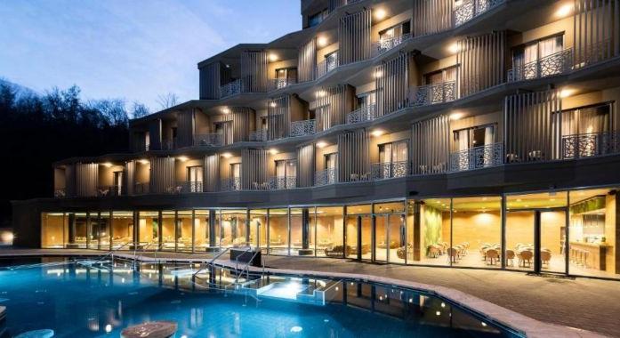 Különleges élményekben lehet része azoknak, akik most látogatnak el Tokajba Ünnepi varázslat a Minaro Hotelben