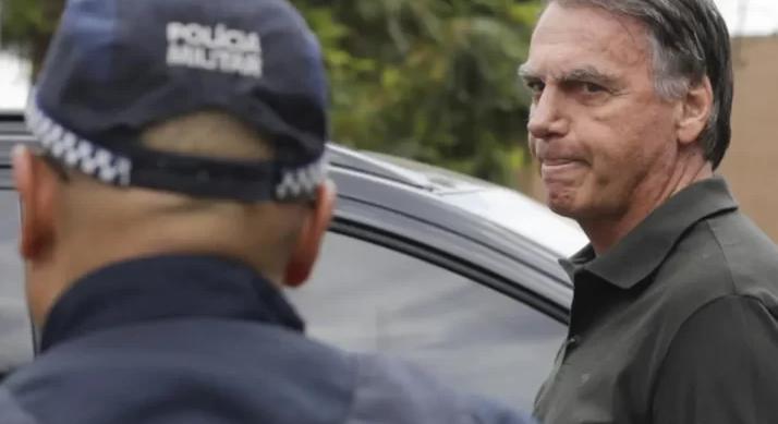 Borzalmas hír a brazil Bolsonaróról – „Fel akarta törni az elektronikus bokapántot”