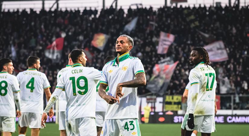 Serie A: idegenben aratott sima győzelmet az AS Roma és vezeti a bajnokságot – videóval