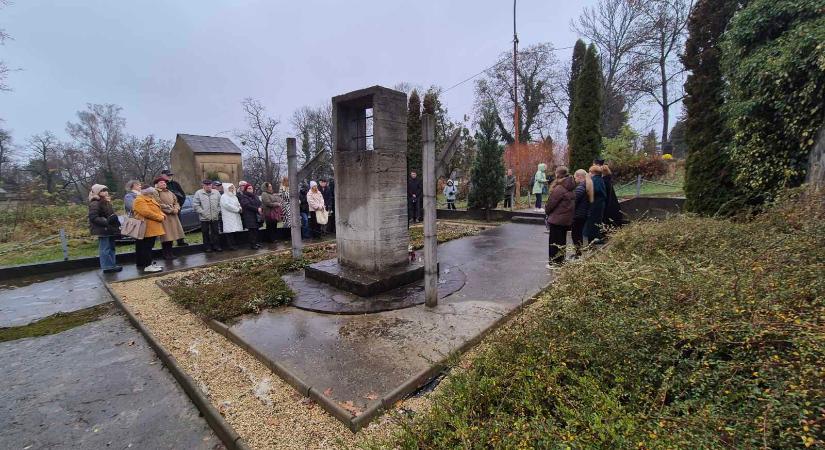 Ungváron megemlékeztek a málenkij robot és a sztálini elnyomás áldozatairól