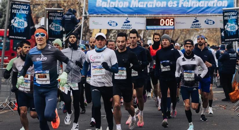 Több mint ötezren futottak a hétvégén a Balatonnál