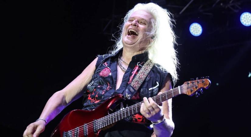 „Nem akartam még egy gitáros albumot”