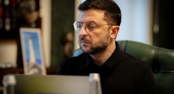 Ukrajna nem lesz egyedül az USA-val folytatott tárgyalásokon – Zelenszkij