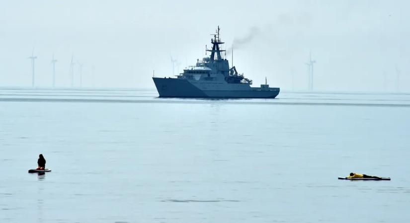 Újabb orosz hadihajók közelítették meg Nagy-Britanniát