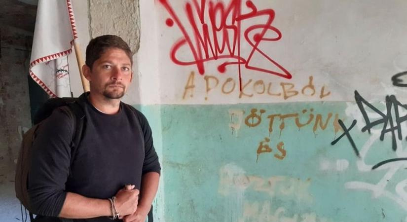 A versvándor József Attila-estet tart a Kazinczy-gimnáziumban