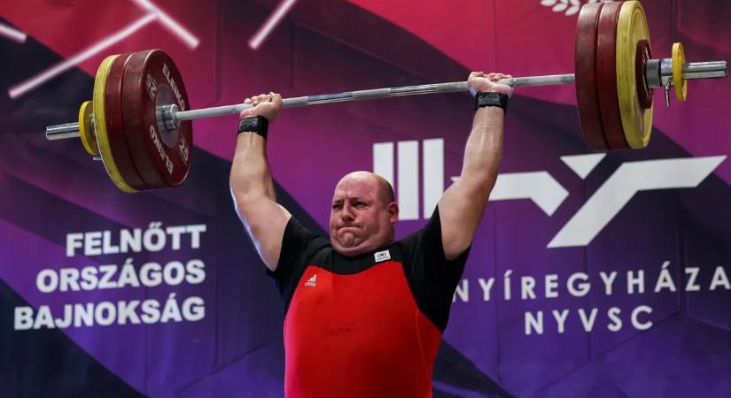 Elnöki diadal született vasárnap a súlyemelők országos bajnokságán
